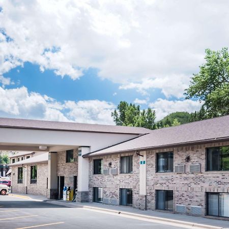Super 8 By Wyndham Deadwood Black Hills Area Exterior photo