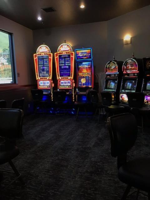 Super 8 By Wyndham Deadwood Black Hills Area Exterior photo