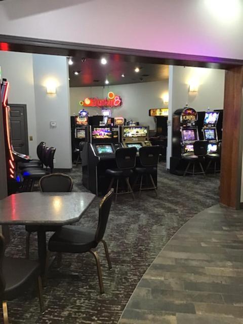 Super 8 By Wyndham Deadwood Black Hills Area Exterior photo